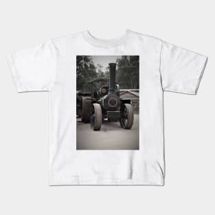Vintage steam traction engine Kids T-Shirt